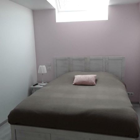 Le Gite Dameryat Villa Damery  Exteriör bild